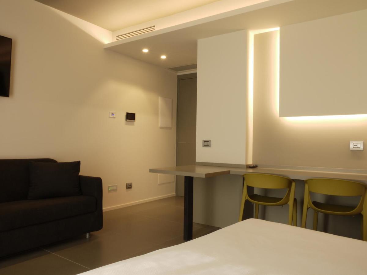 Rb Del Teatro&Apartaments イーモラ エクステリア 写真