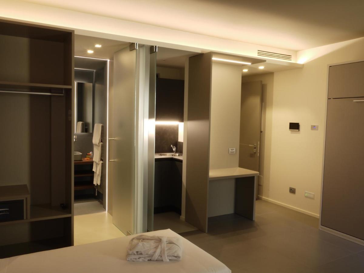 Rb Del Teatro&Apartaments イーモラ エクステリア 写真